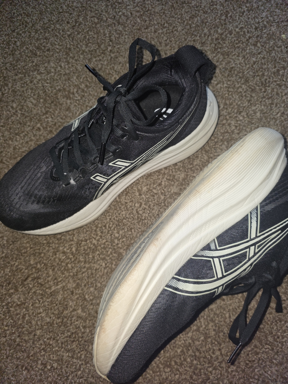 Asics Black and White Women's Athletic Running Shoes - Picture 2 of 3